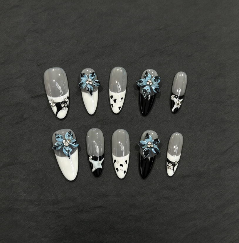 FLORIN 冰蓝山茶花奶牛法式手工穿戴甲