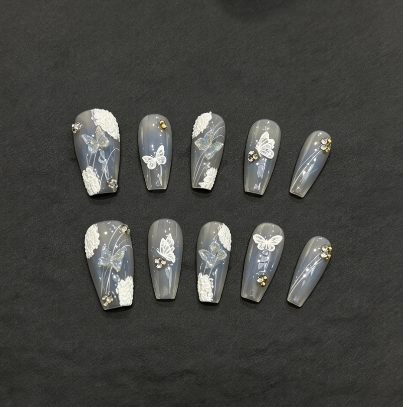 FLORIN 法式石膏浮雕白花蕾丝蝶穿戴甲